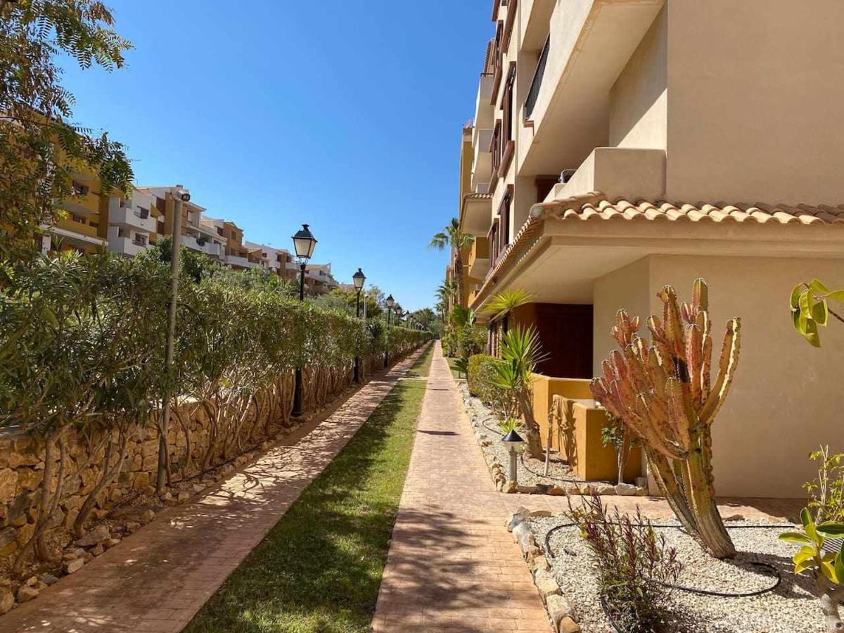 Acogedor Apartamento Al Lado De La Playa Alicante Extérieur photo