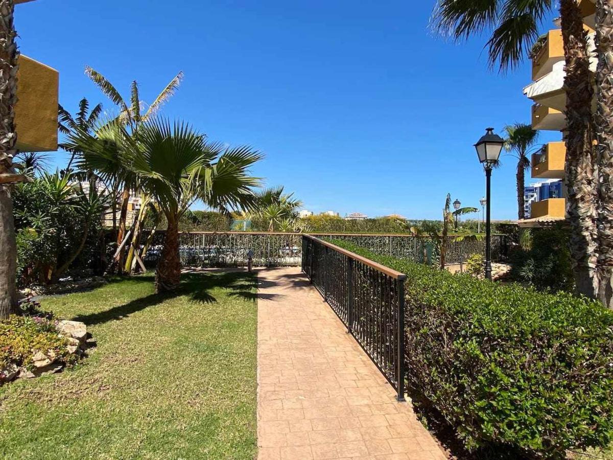 Acogedor Apartamento Al Lado De La Playa Alicante Extérieur photo